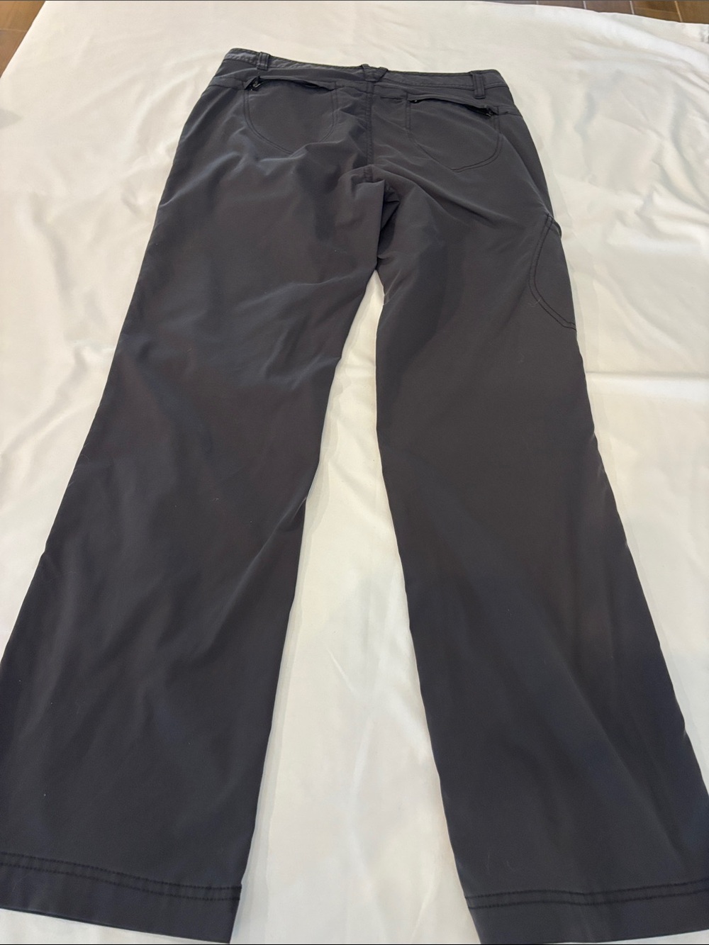 Eddie Bauer Black Sport Hiking Outdoors women’s Pants - size 6 - Picture 3 of 7